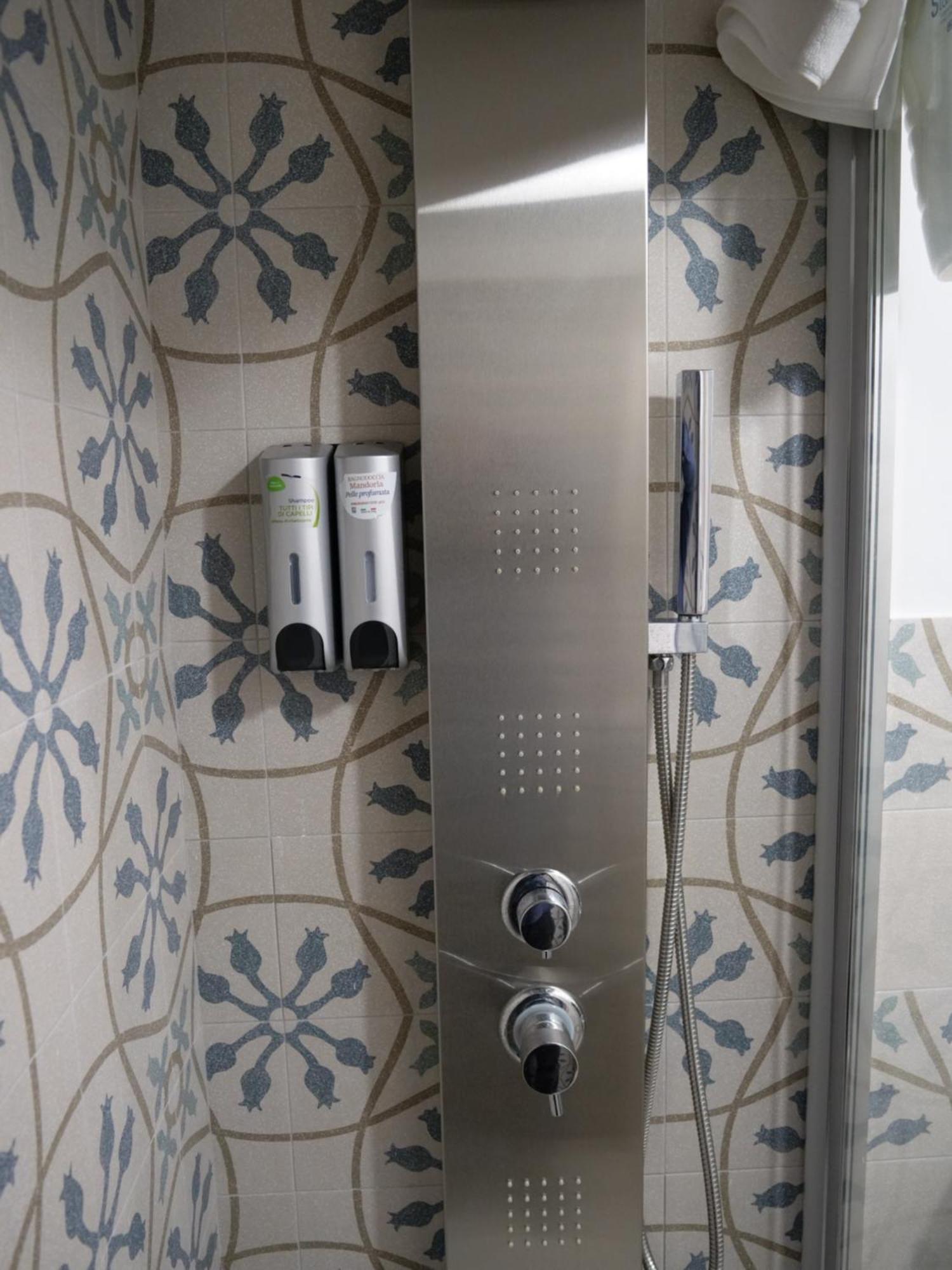 Porta Venosina Luxury House - Wifi E Netflix Gratis Apartment Melfi Ngoại thất bức ảnh